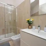 Apartment Interno 5 Elegante Residenza Per 10 Pax Vicina A Colosseo E Santa Maria Maggiore