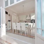 Interno 5 Elegante Residenza Per 10 Pax Vicina A Colosseo E Santa Maria Maggiore Rome