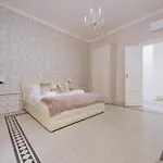 Interno 5 Elegante Residenza Per 10 Pax Vicina A Colosseo E Santa Maria Maggiore Rome