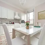 Interno 5 Elegante Residenza Per 10 Pax Vicina A Colosseo E Santa Maria Maggiore Apartment *