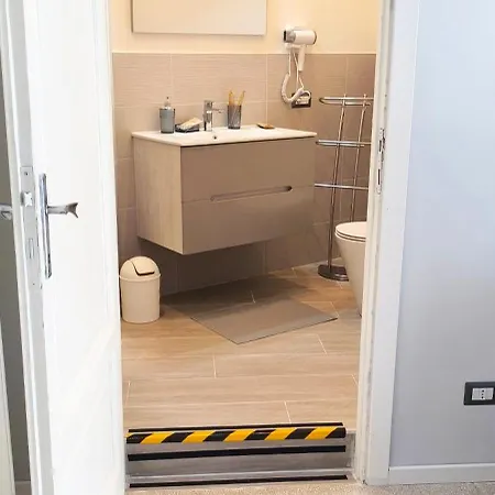 Interno 5 Elegante Residenza Per 10 Pax Vicina A Colosseo E Santa Maria Maggiore *
