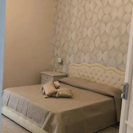 Interno 5 Elegante Residenza Per 10 Pax Vicina A Colosseo E Santa Maria Maggiore * روما