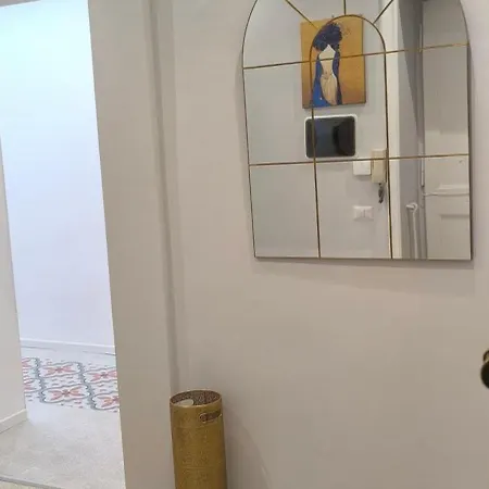 Daire Interno 5 Elegante Residenza Per 10 Pax Vicina A Colosseo E Santa Maria Maggiore Roma