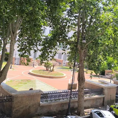 Interno 5 Elegante Residenza Per 10 Pax Vicina A Colosseo E Santa Maria Maggiore Daire Roma
