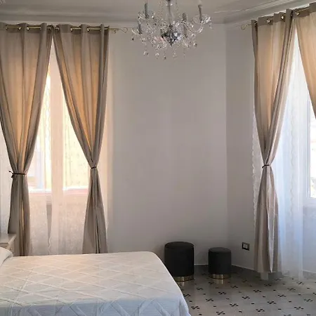 شقة Interno 5 Elegante Residenza Per 10 Pax Vicina A Colosseo E Santa Maria Maggiore روما