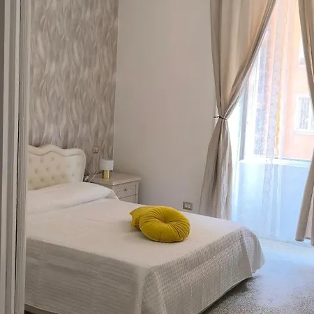 Interno 5 Elegante Residenza Per 10 Pax Vicina A Colosseo E Santa Maria Maggiore Daire