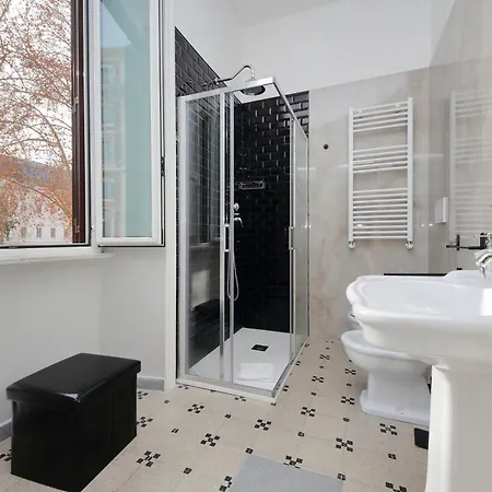 Interno 5 Elegante Residenza Per 10 Pax Vicina A Colosseo E Santa Maria Maggiore Appartement