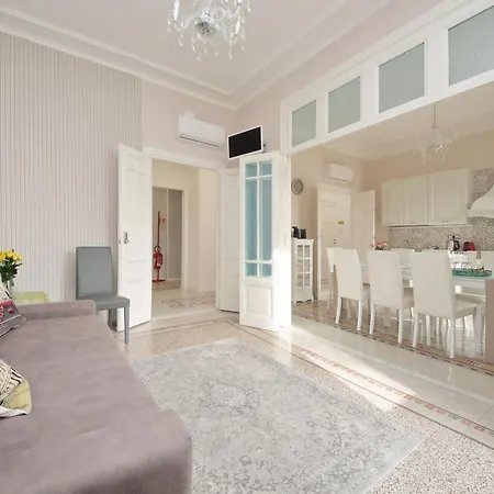 Interno 5 Elegante Residenza Per 10 Pax Vicina A Colosseo E Santa Maria Maggiore Appartement Rome